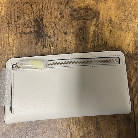 NWT Kate spade coffee break large billfold - Picture 2 of 3